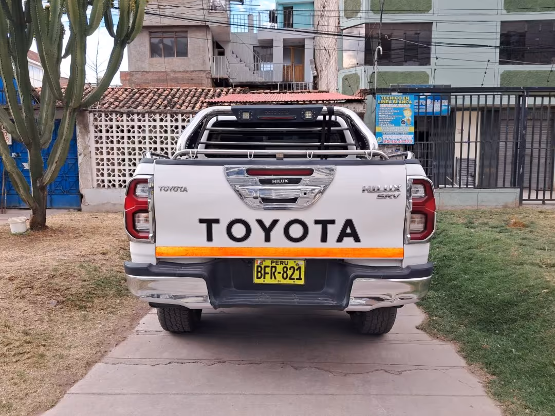 TOYOTA HILUX 4X4 2021 — foto 5