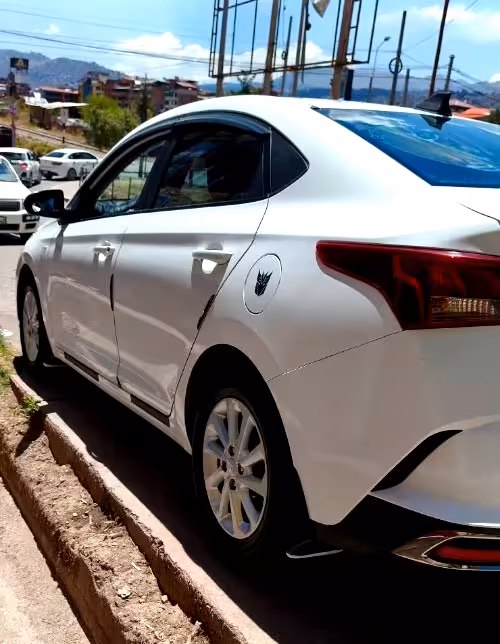 HYUNDAI ACCENT 2024 — foto 3