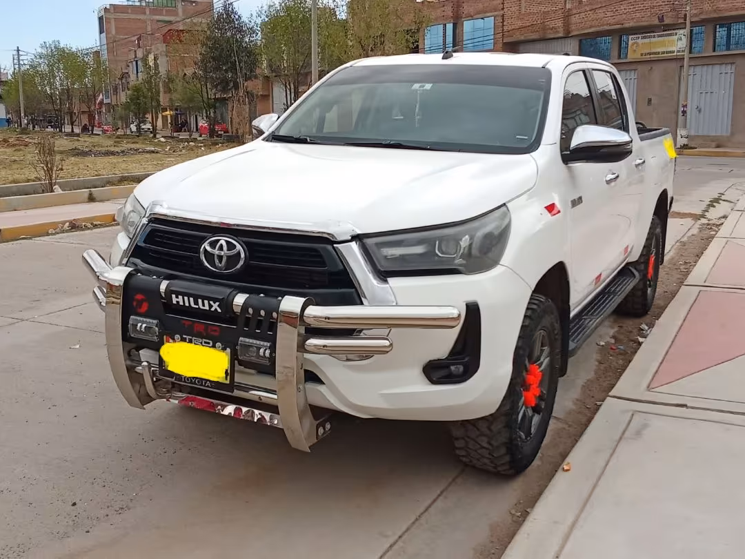 TOYOTA HILUX SRV 4X4 2021 — foto 3