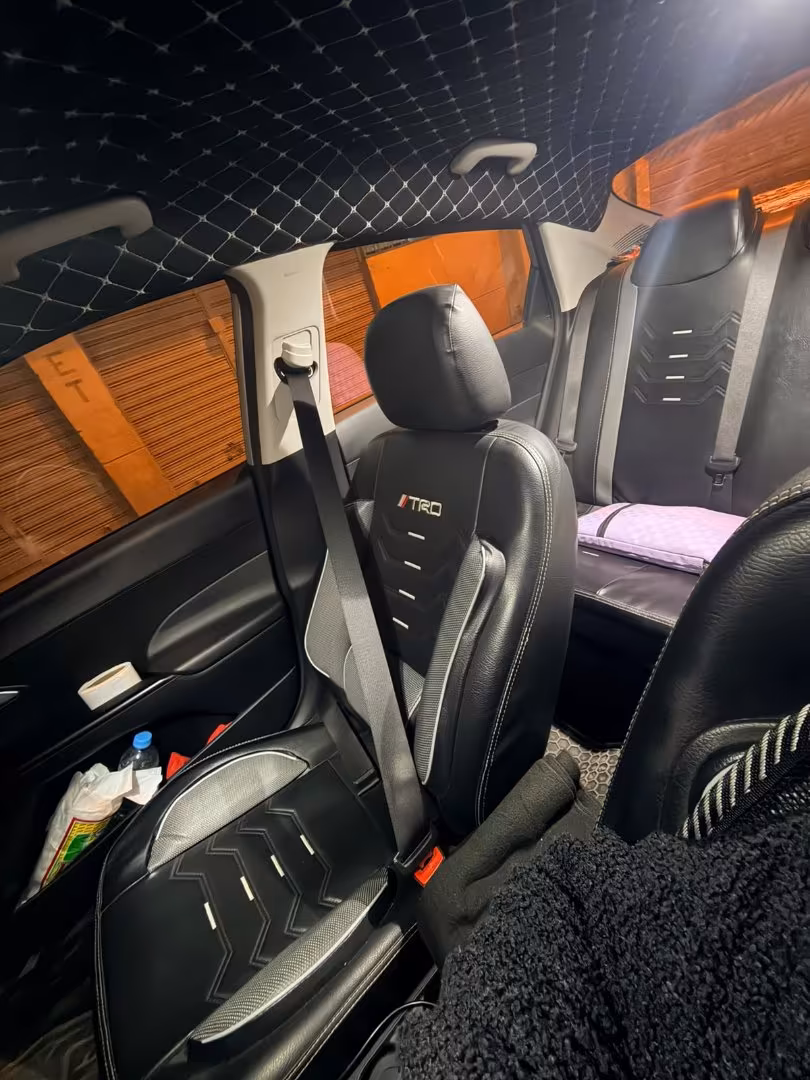 HYUNDAI ACCENT 2026 — foto 5