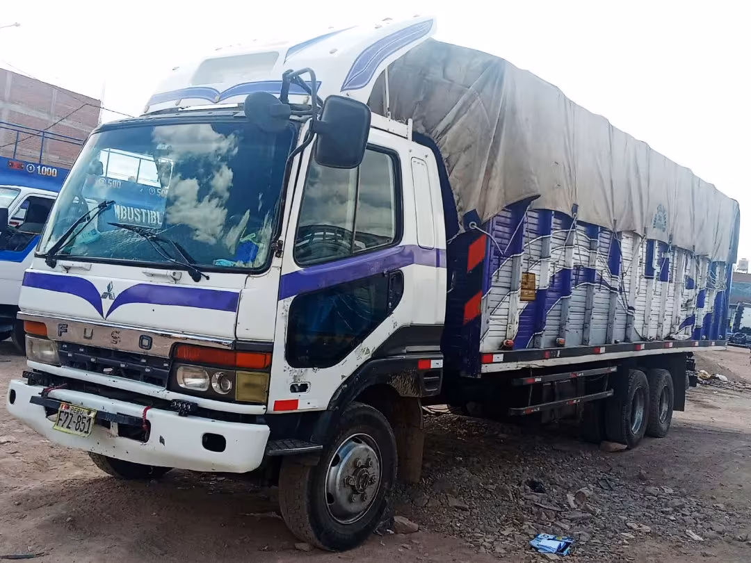 MITSUBISHI FUSO 1996 — foto 2
