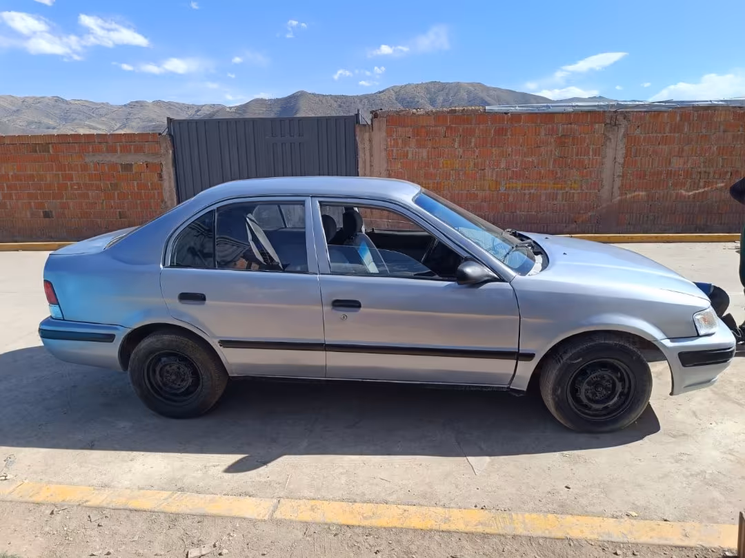 TOYOTA TERCEL 1998 — foto 3