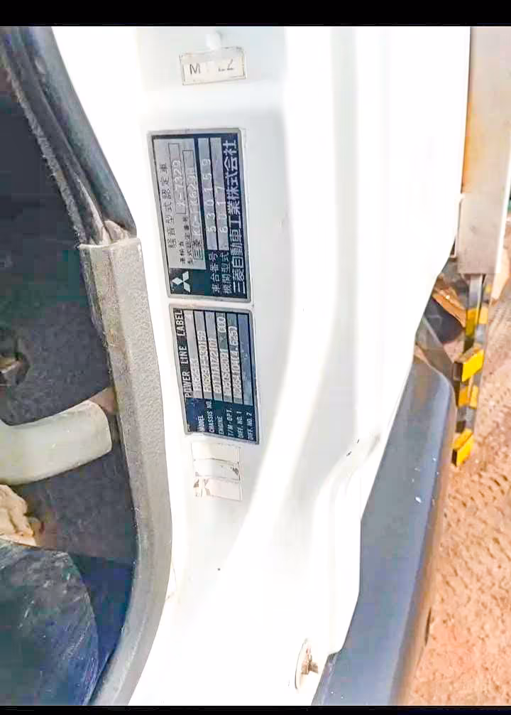 MITSUBISHI FUSO FIGHTER 1997 — foto 3