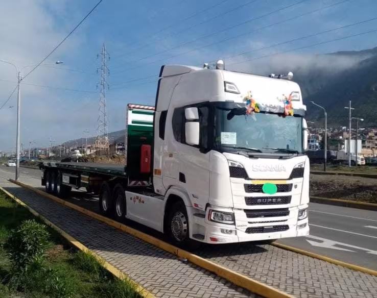 SCANIA R550 6X4 2026 — foto 2