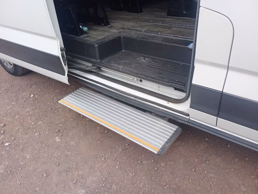 MAXUS V90 2022 — foto 5