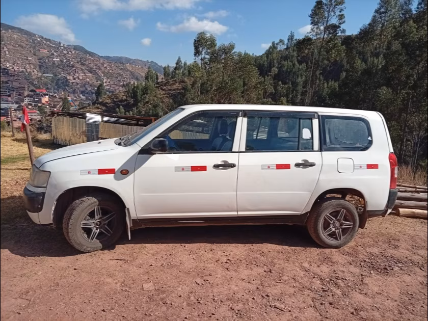 TOYOTA PROBOX 2005 — foto 1