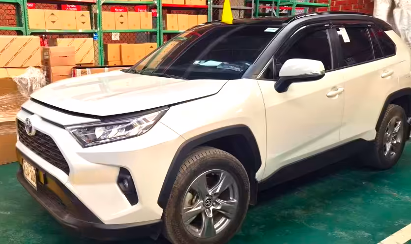TOYOTA RAV4 2026 — foto 1