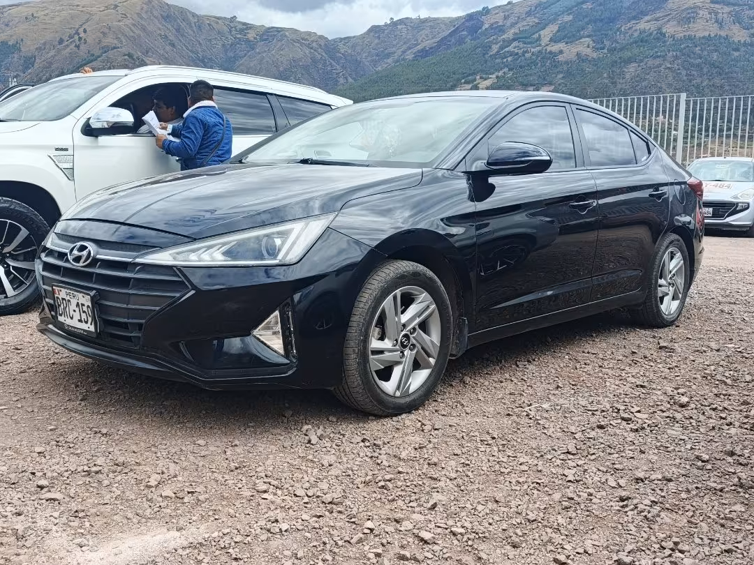 HYUNDAI NEW ELANTRA 2020 — foto 4