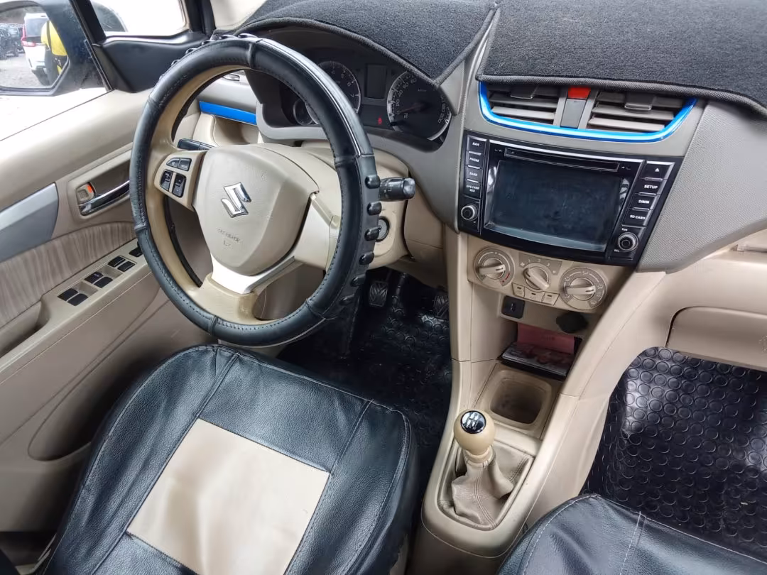 SUZUKI ERTIGA 2018 — foto 6