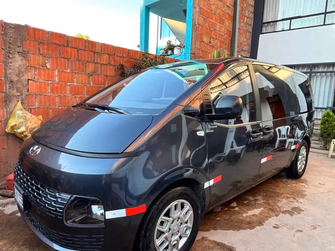 HYUNDAI STARIA — foto 1