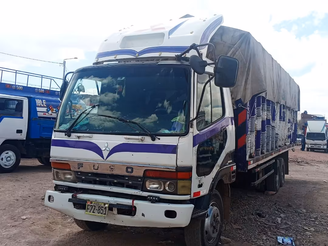 MITSUBISHI FUSO 1996 — foto 1