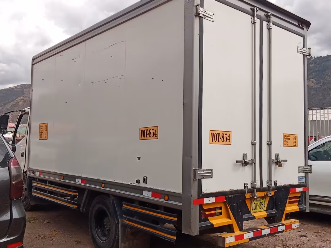 HINO DUTRO 300 2021 — foto 3
