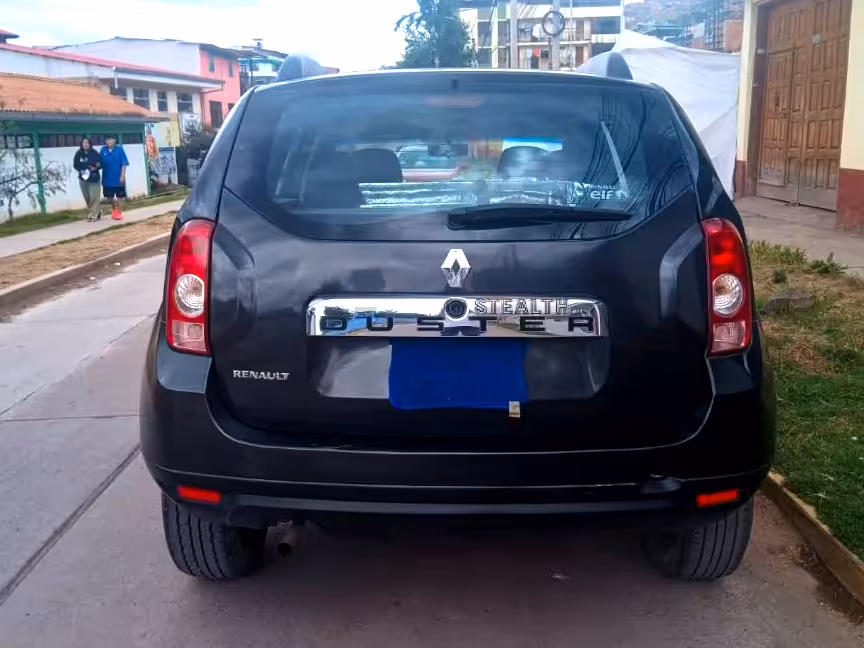 RENAULT DUSTER 2014 — foto 3