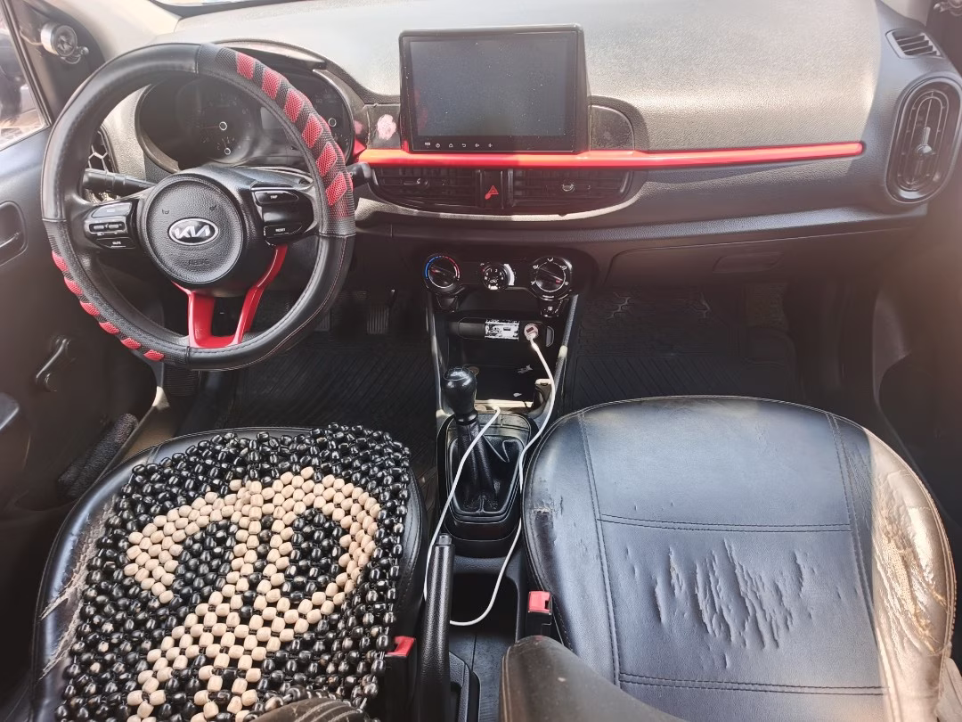 KIA PICANTO 2018 — foto 4