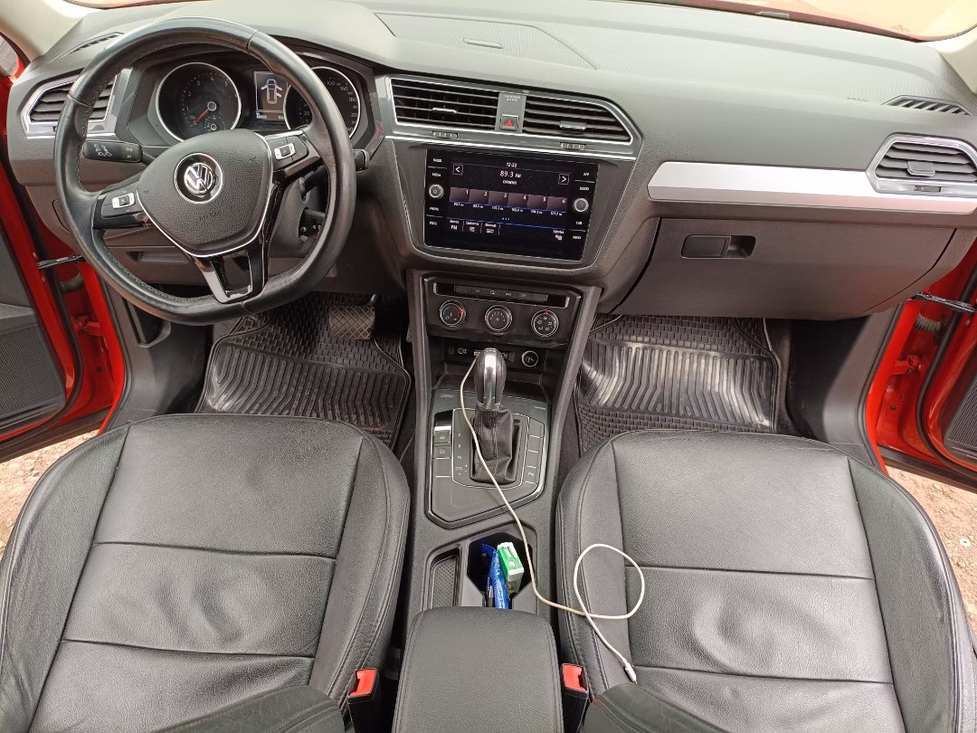 VOLKSWAGEN  TIGUAN MOD 2019 — foto 3