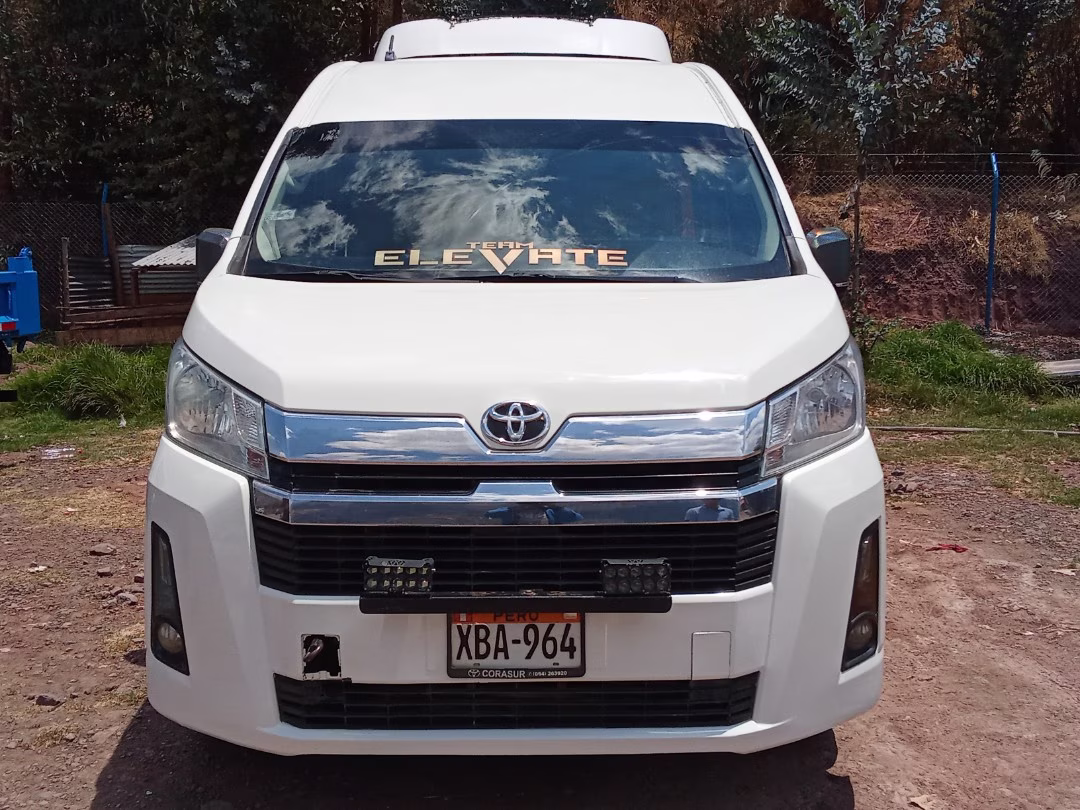 TOYOTA HIACE FULL 2020 — foto 2