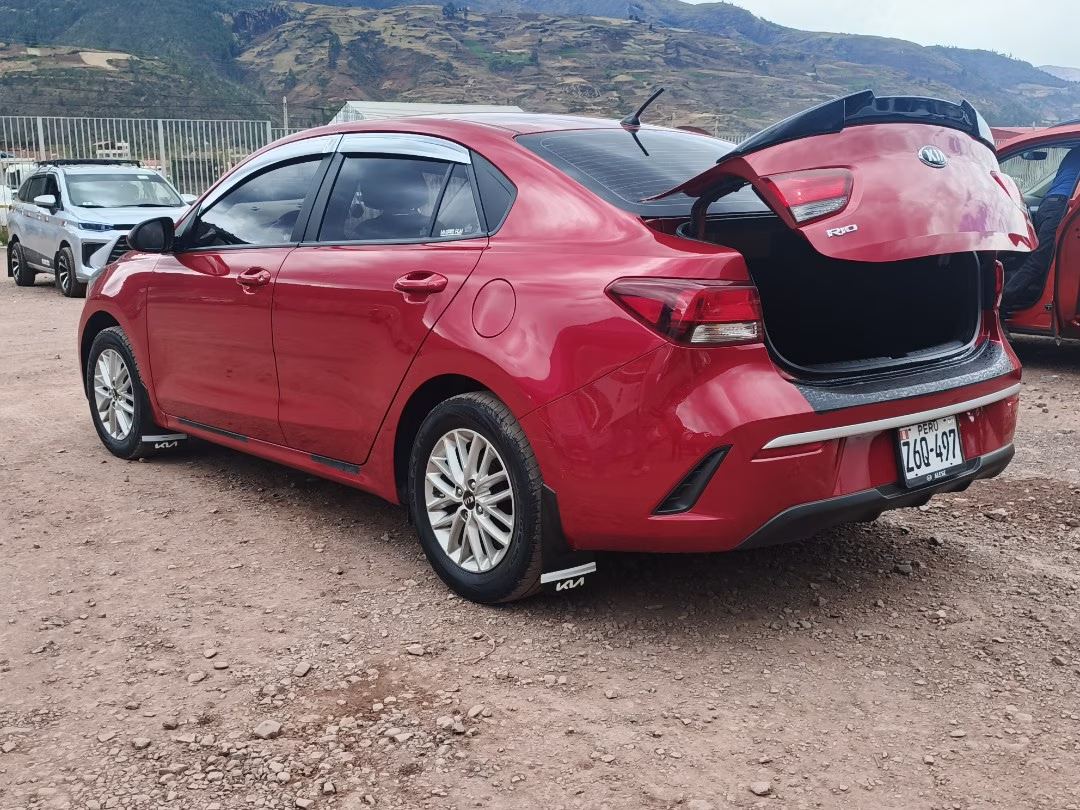 KIA RIO 2022 — foto 2