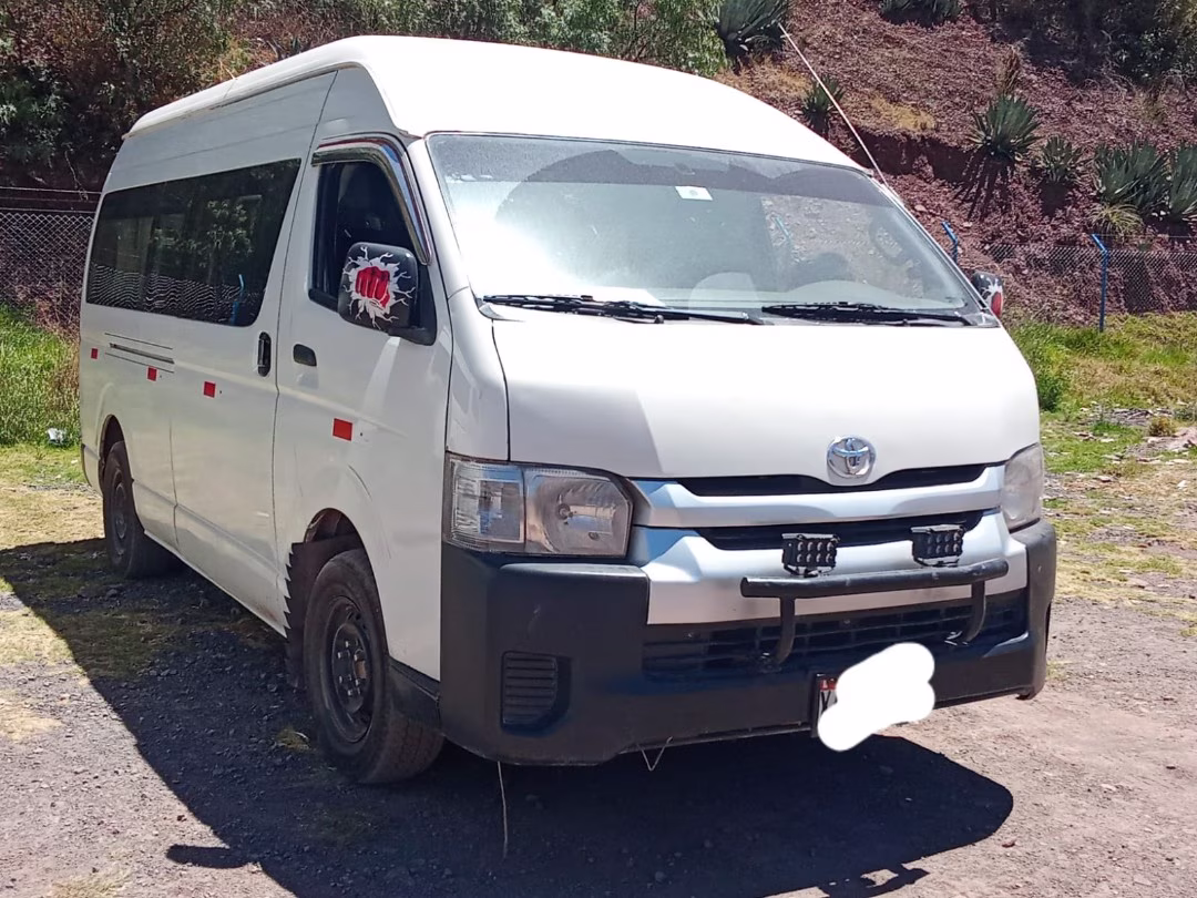 TOYOTA HIACE 2019 — foto 3