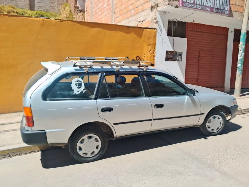 TOYOTA COROLLA 2000 — foto 4