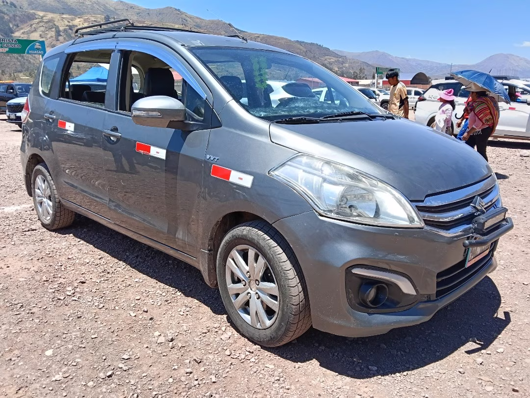 SUZUKI ERTIGA 2017 MOD 2018 — foto 2