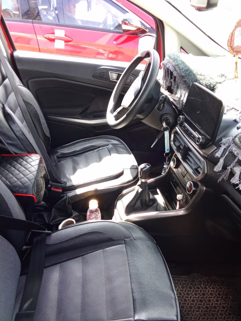 FORD ECOSPORT 2018 — foto 5