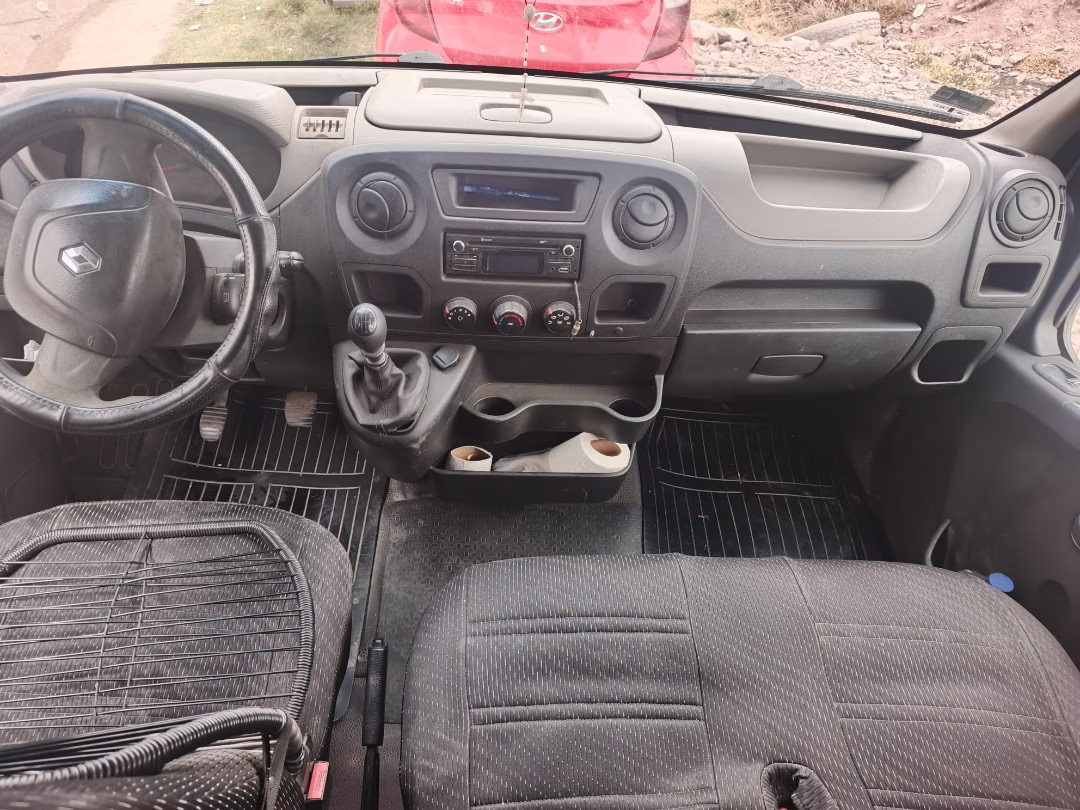 RENAULT MASTER 2015 — foto 3