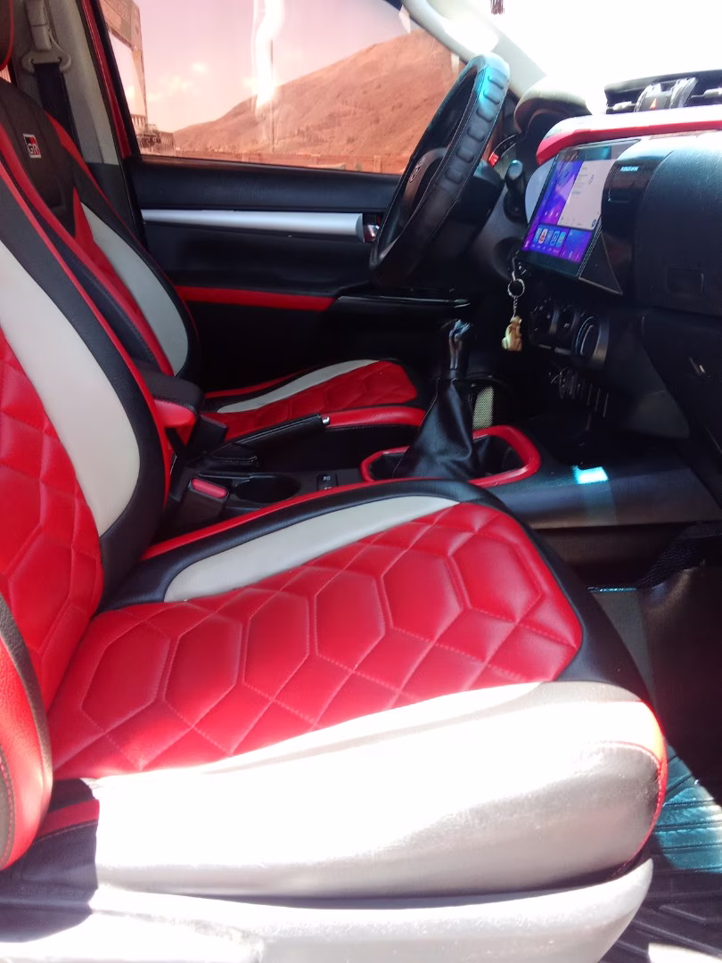 TOYOTA HILUX GR 4X4 2020 — foto 5