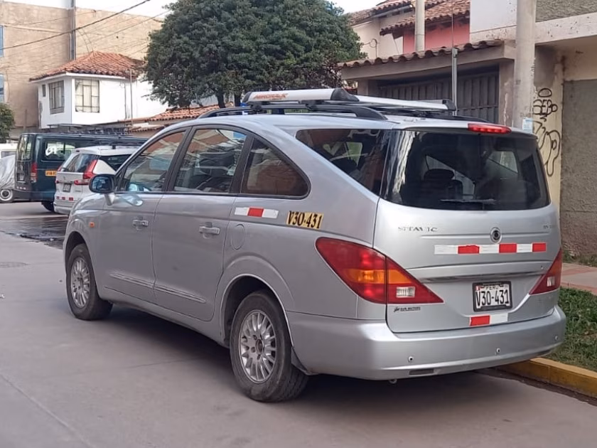 SSANGYONG STAVIC MEC 2011 MOD 2012 — foto 4