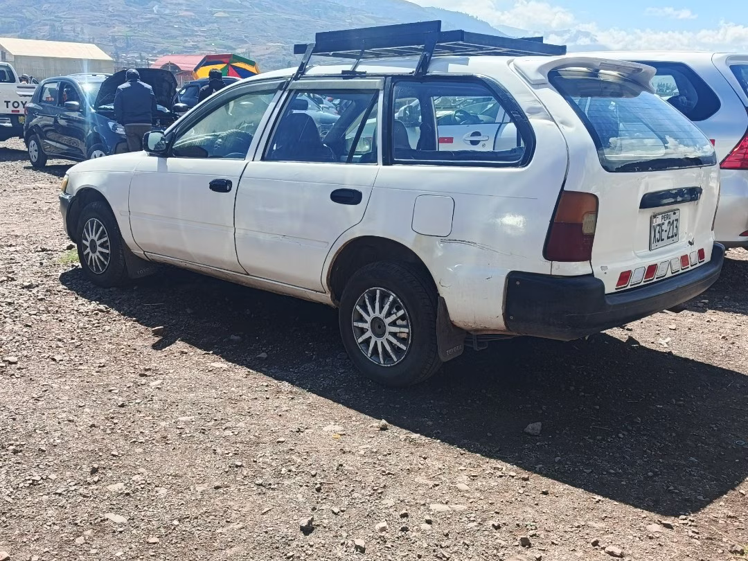 TOYOTA COROLLA 1997 — foto 3