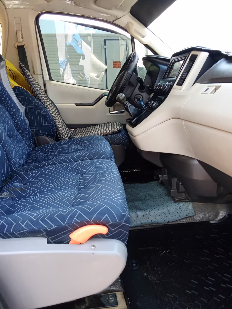 TOYOTA HIACE FULL 2020 — foto 4