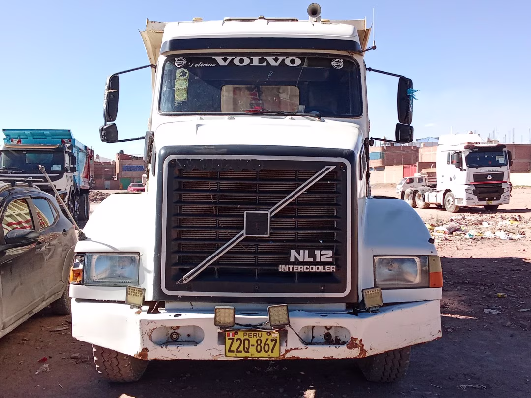 VOLVO NL12 6X4 1991 — foto 2