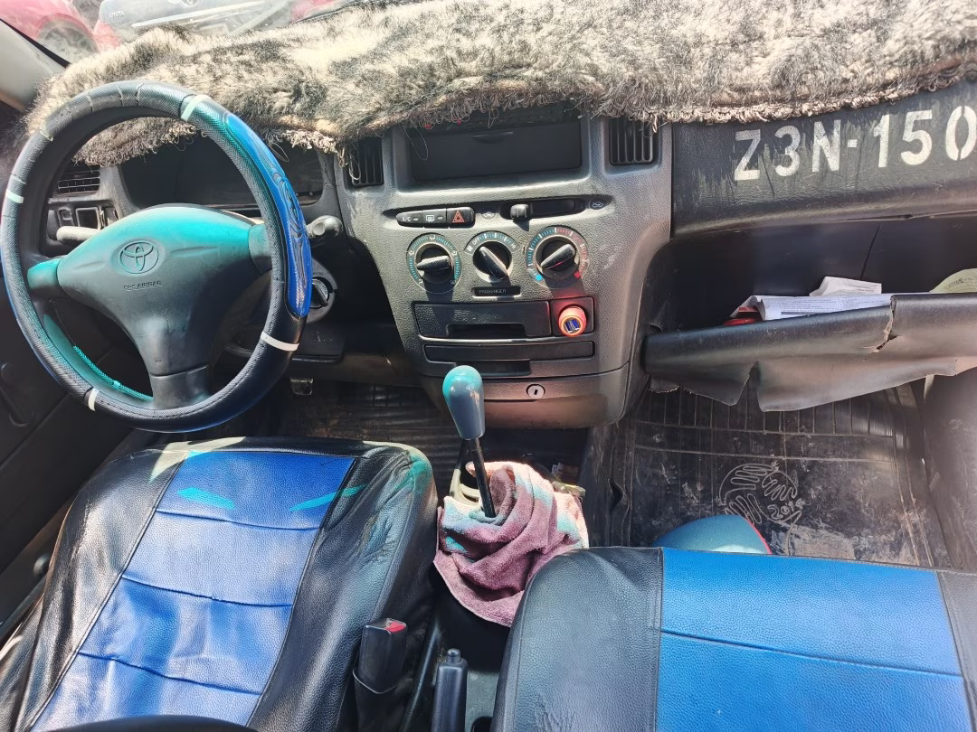 TOYOTA PROBOX 2003 — foto 3