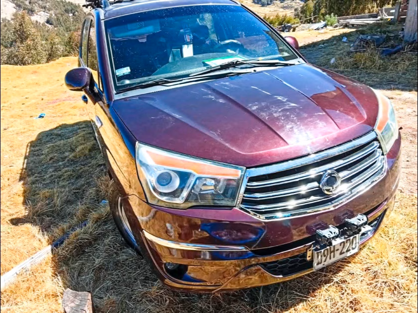 SSANGYONG RODIUS 2013 MOD 2014 — foto 2