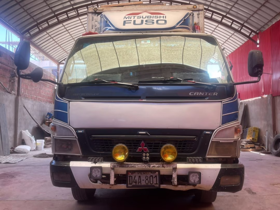 MITSUBISHI FUSO CANTER 2011 — foto 3