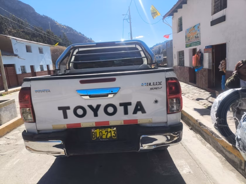 TOYOTA HILUX SR 2022 — foto 3