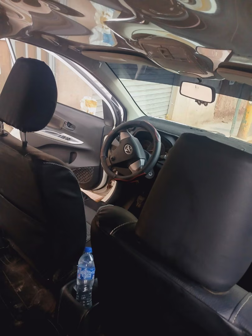 TOYOTA AVANZA 2016 — foto 5