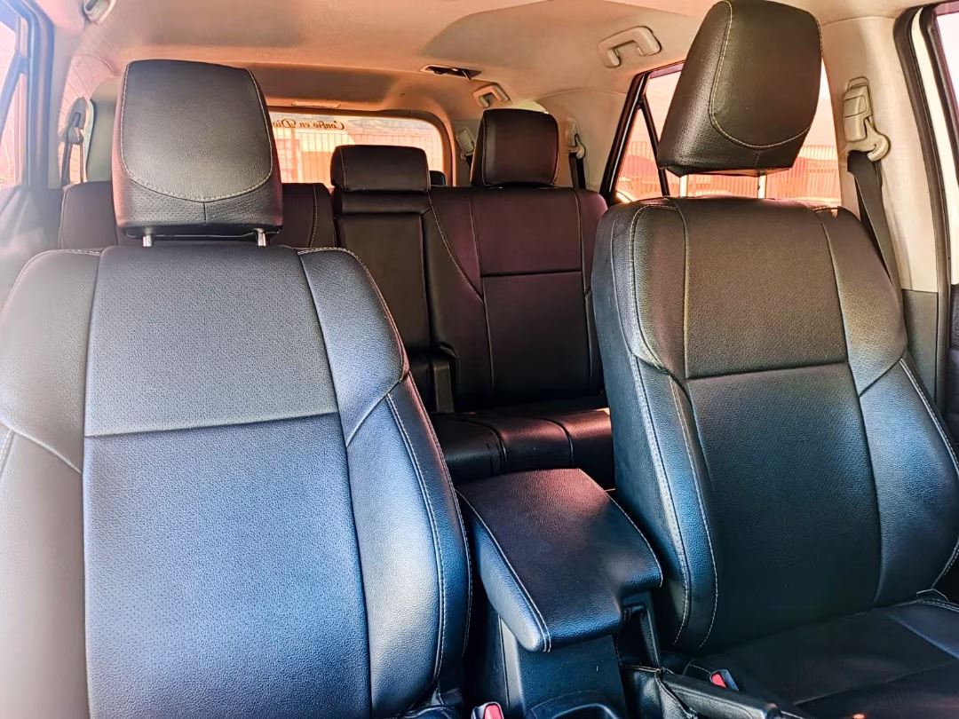TOYOTA FORTUNER 2018 — foto 3