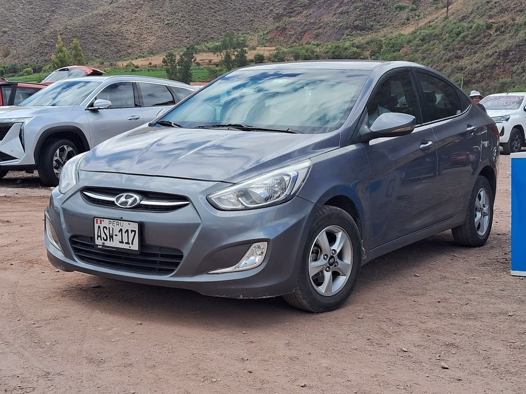 HYUNDAI ACCENT FULL MOD 2016 — foto 2
