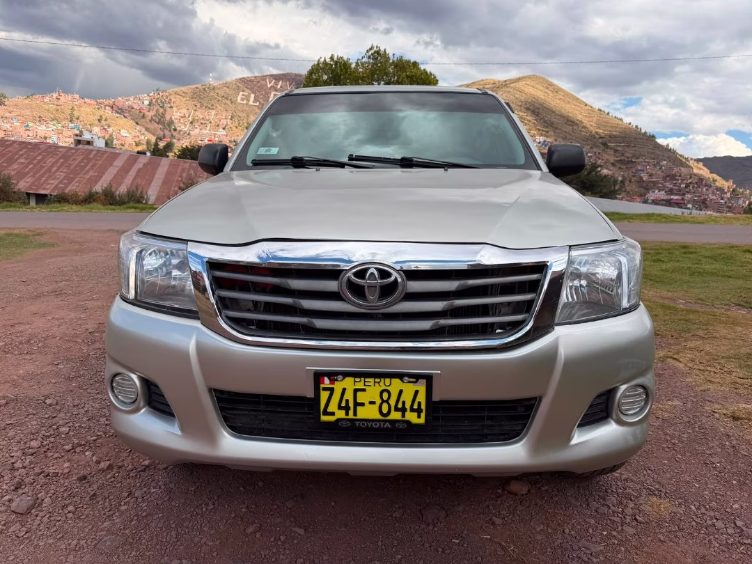 TOYOTA HILUX 2.5 2KD 2009 — foto 2