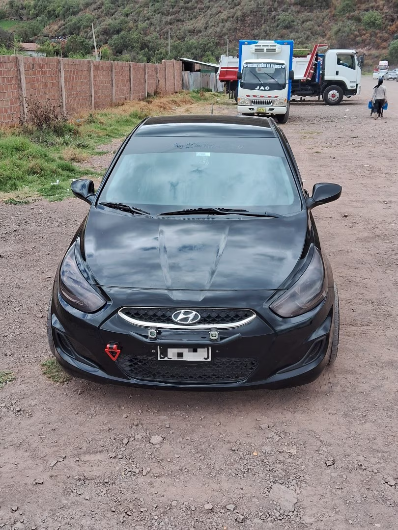 HYUNDAI ACCENT 2017 MOD 2018 — foto 2
