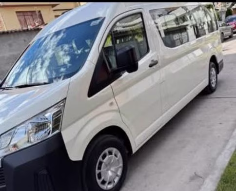 TOYOTA HIACE 1GD 2027 — foto 4