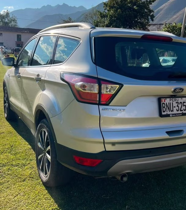 FORD ESCAPE 4X4 2019 — foto 8