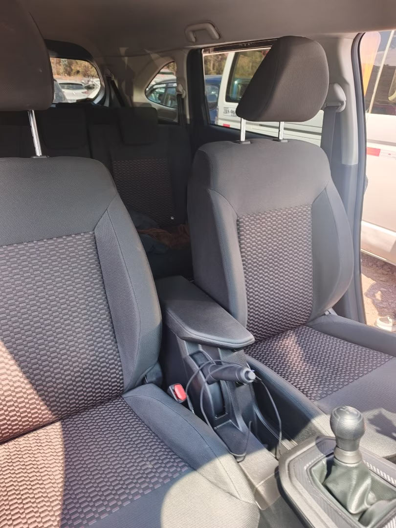 TOYOTA AVANZA 2027 — foto 4
