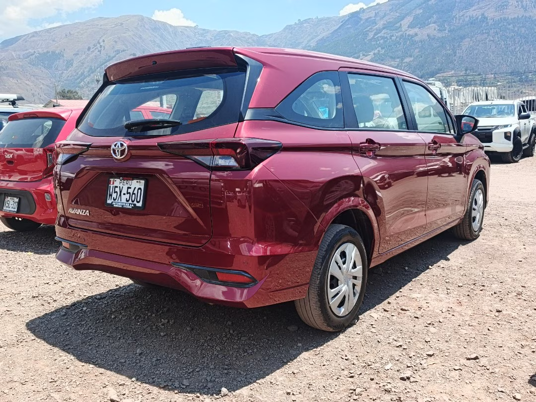 TOYOTA AVANZA 2026 — foto 3