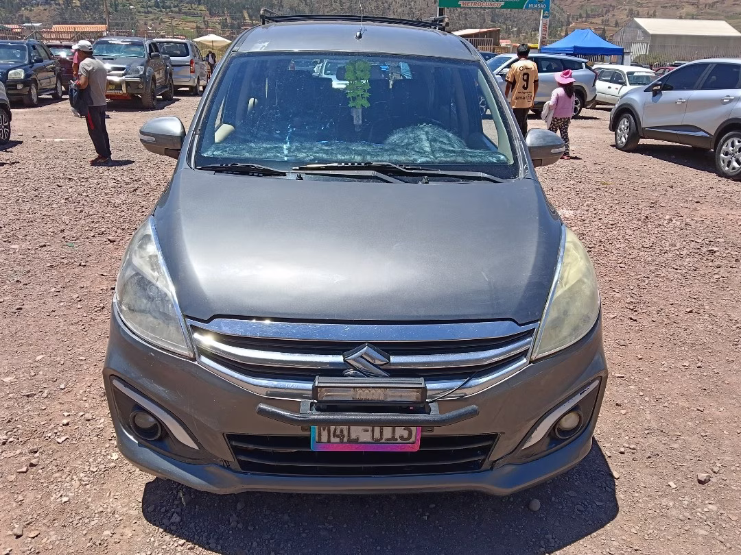 SUZUKI ERTIGA 2017 MOD 2018 — foto 4