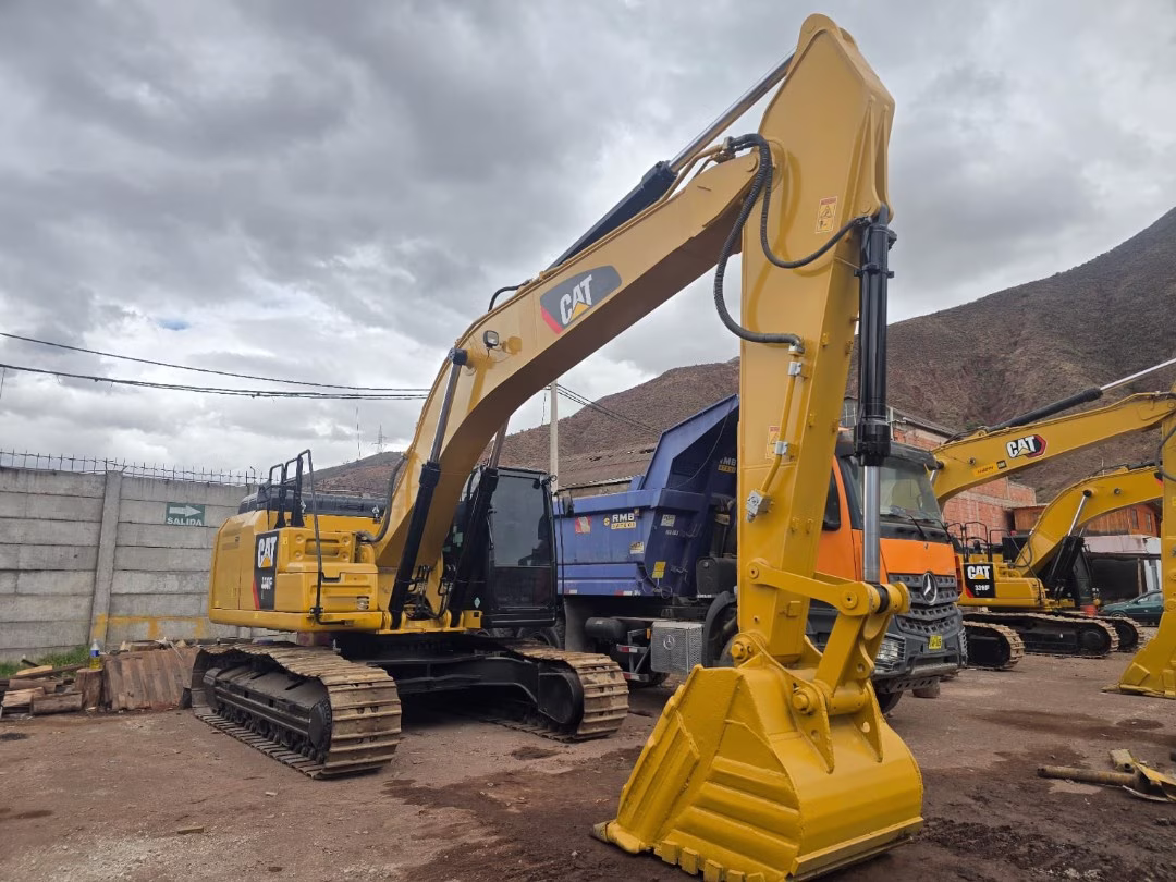 CATERPILLAR 330 F 2016 — foto 7