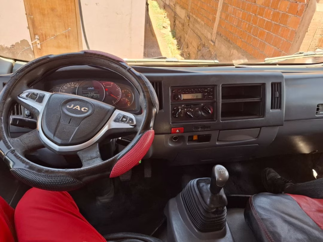 JAC CAMION 2020 — foto 2