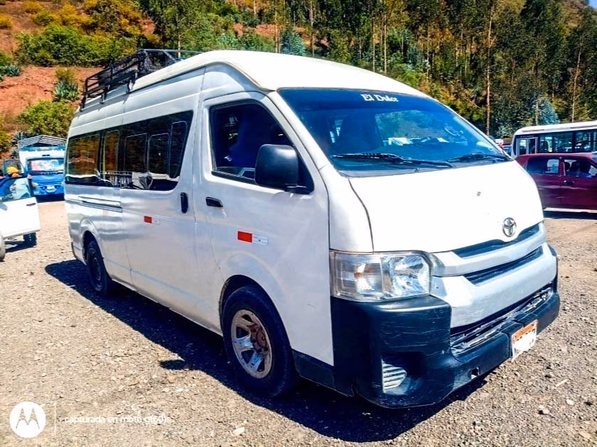 TOYOTA HIACE 2017 — foto 6